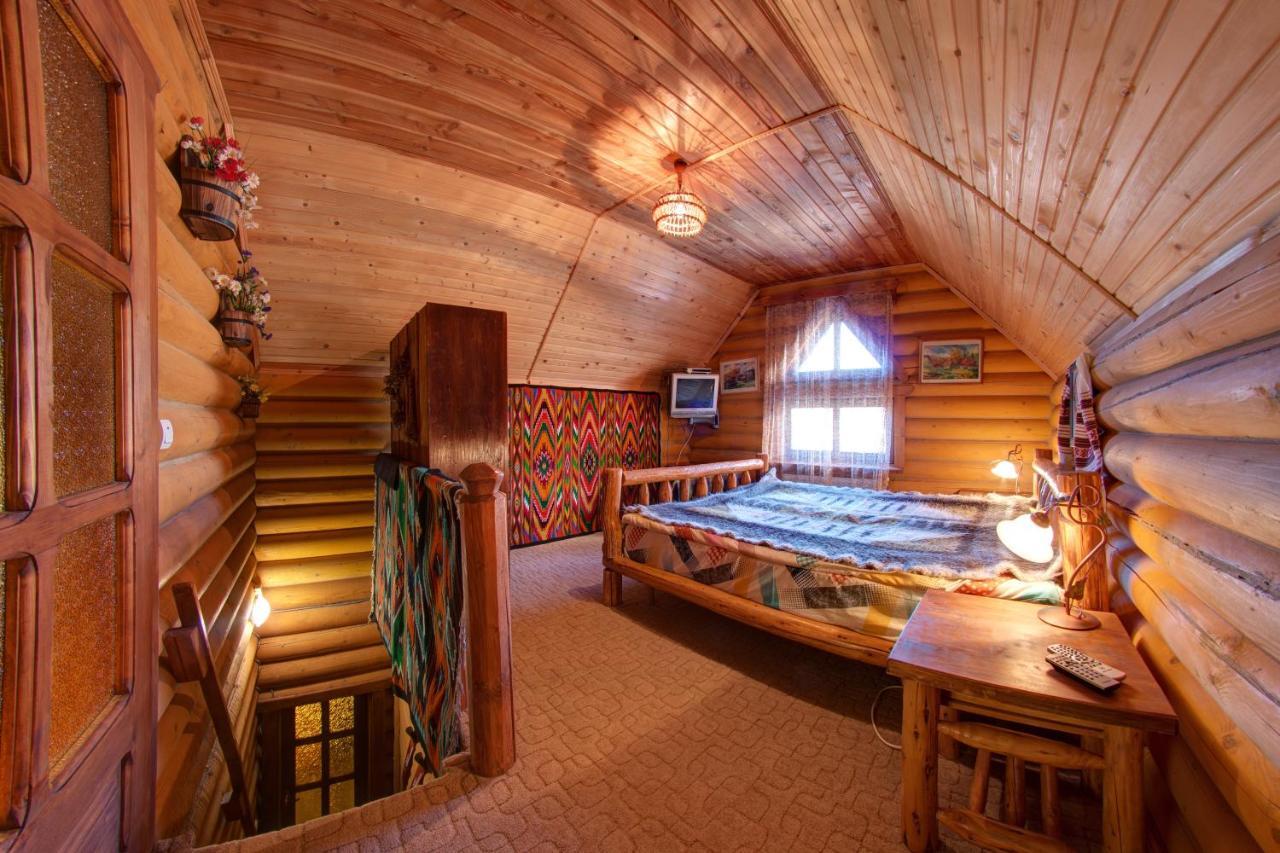 Hotel Gutsulia Bukovel Rom bilde