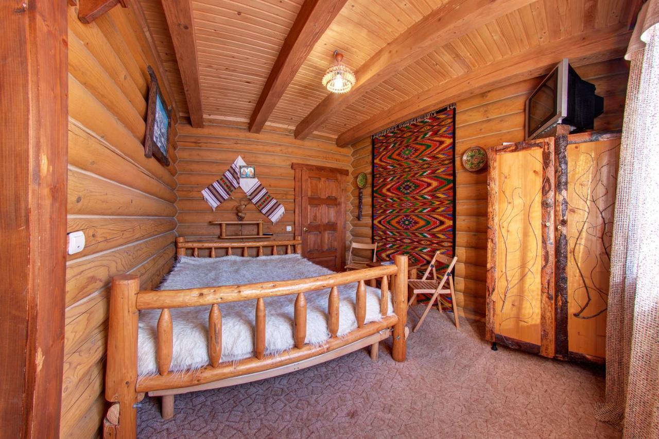 Hotel Gutsulia Bukovel Rom bilde