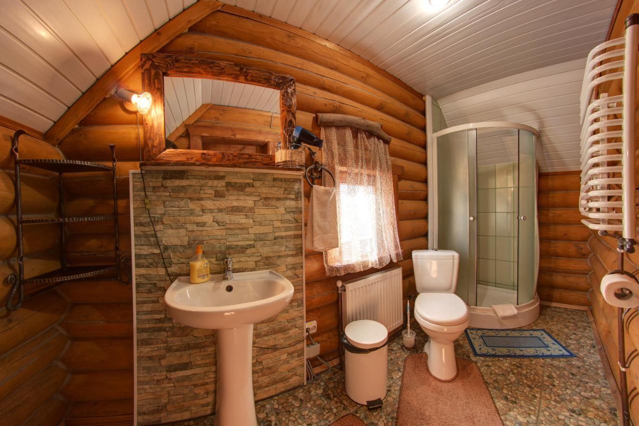 Hotel Gutsulia Bukovel Rom bilde